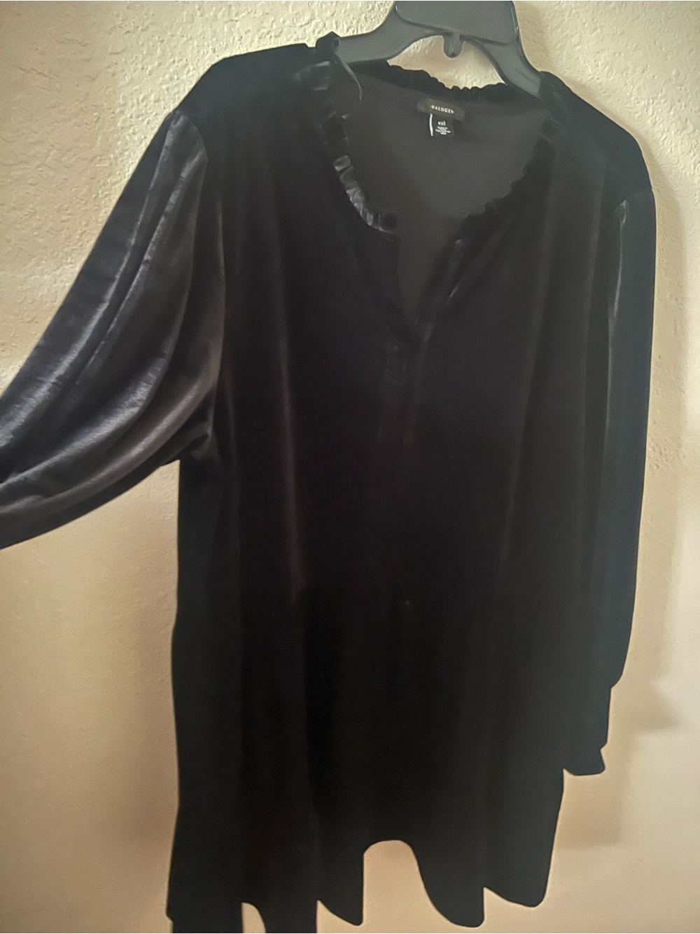 Black Velvet Long-Sleeve Sleep Tunic - Women's dress